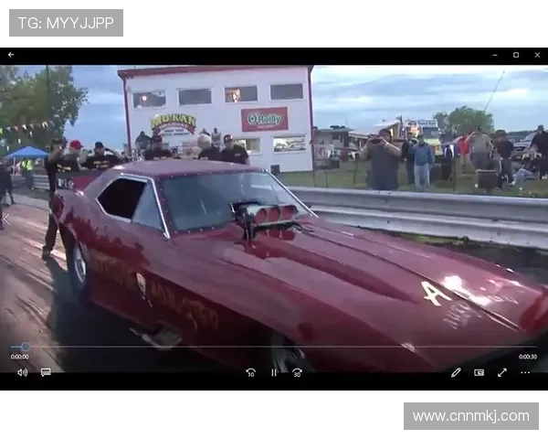 赛后分析：深圳街舞队与武汉街舞队速度对决的精彩瞬间与战术解析